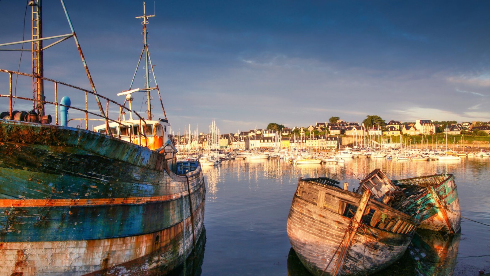 old disused boats in a Breton harbour