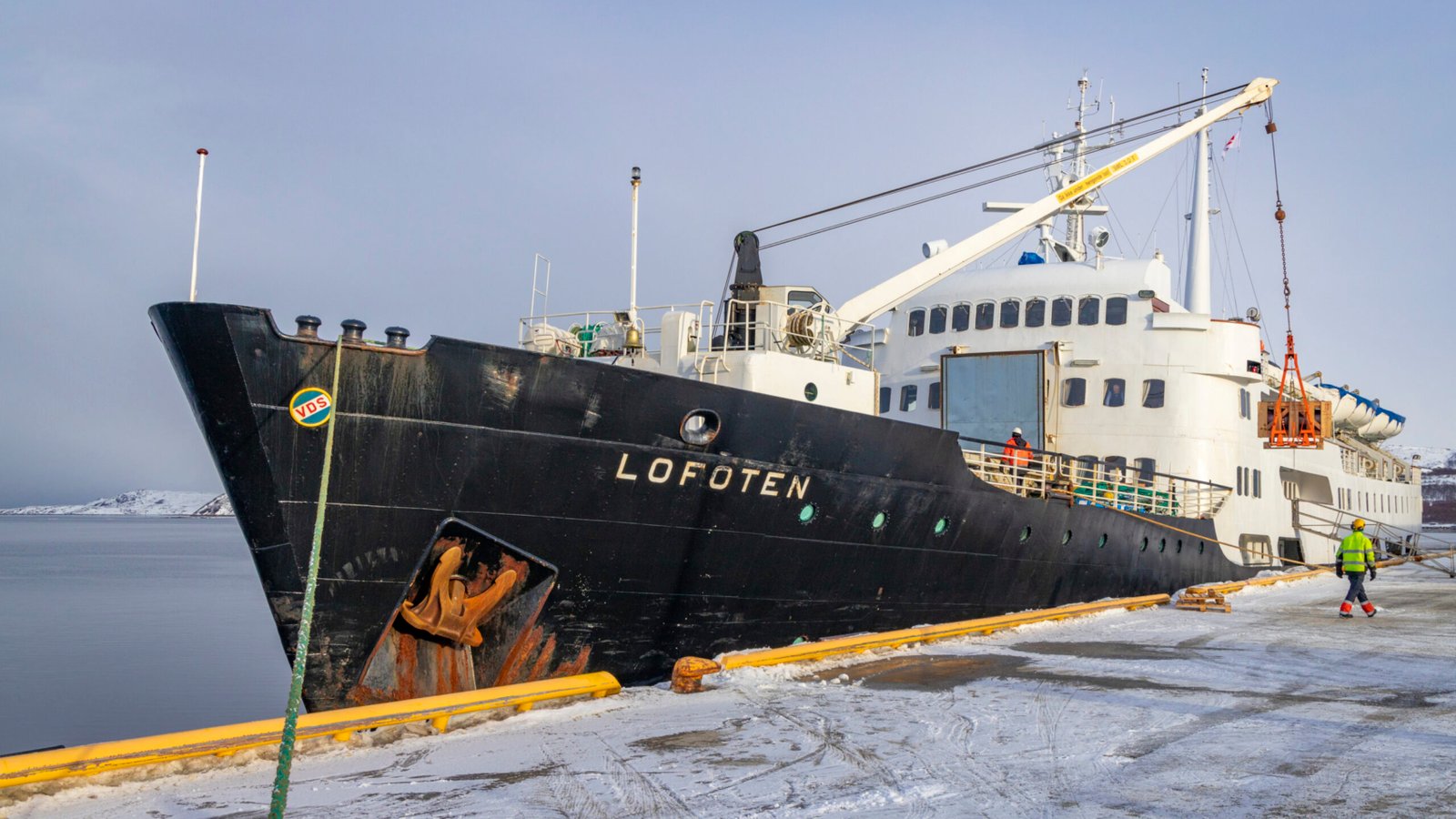 Old_Ship_In_Kirkenes_original_806746